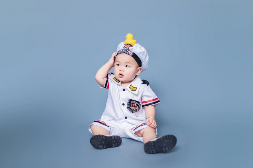 借卵生子机构宝宝老摇头怎么回事